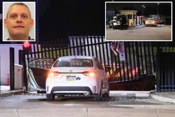 Driver rams car into FBI Pittsburgh HQ's gate in 'an act of terror,' manhunt for suspect underway