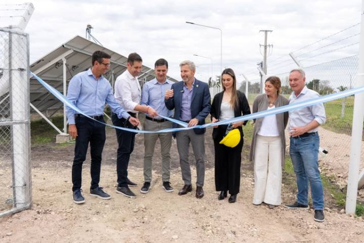 Inauguraron el primer parque solar de Enersa en Sauce Pinto
