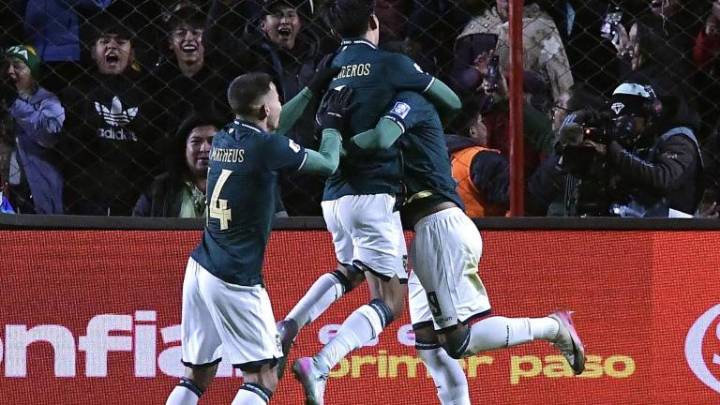 Bolivia logra la hazaña al doblegar a Brasil y jugará el repechaje
