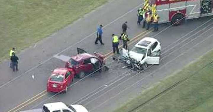 Two dead, three hurt in five-vehicle crash on FM 730 in Azle, police say