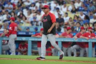 Reds manager Terry Francona (illness) misses game vs. Mets