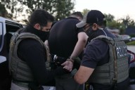 Suman más de 400 arrestos en área de Chicago hasta ahora, según alto funcionario de inmigración