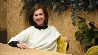 La aragonesa Ana Santos gana el Premio Espasa con 'Sembrar palabras. El despertar intelectual de las mujeres'