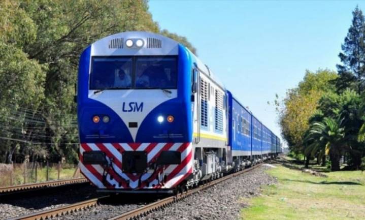 La Fraternidad mantiene la marcha lenta de trenes pese a la conciliación obliga