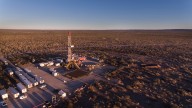 GeoPark comprará dos bloques para producir petróleo y gas natural con fracking en la formación Vaca Muerta, en Argentina