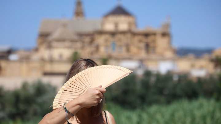 Agosto registra 2.177 víctimas mortales atribuibles al calor, más del doble que en julio de este año