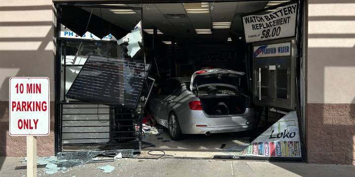 Car crashes through front glass of convenience store in Mesa