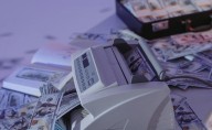 FinCEN emite guía para intercambio transfronterizo de información entre instituciones financieras; es para combatir lavado de dinero