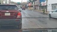 Provoca zanja en la Independencia congestionamiento vial