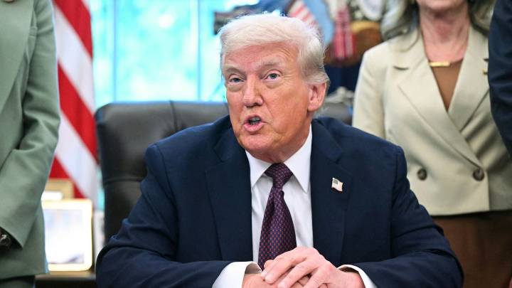 "Tenemos pruebas; todo lo que tienen que hacer es ver la carga que quedó esparcida por todo el océano": Trump tras hundir segunda narcolancha venezolana
