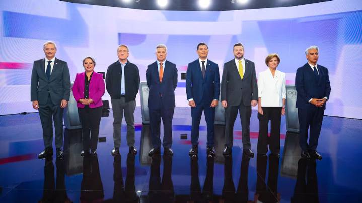 Candidatos presidenciales de Chile protagonizan debate