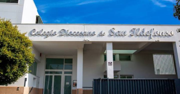 Padres de alumnos de un colegio católico, contra la reconversión de un seminario en un centro para inmigrantes