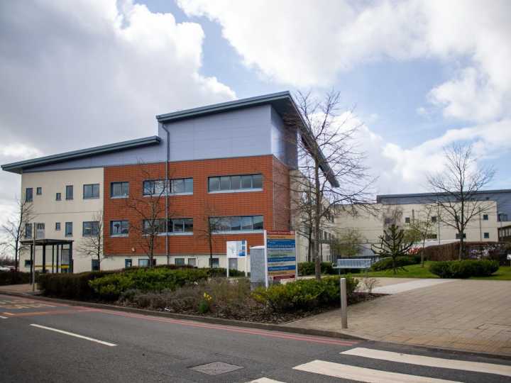 Doctor leaves patient mid-operation to have sex with nurse