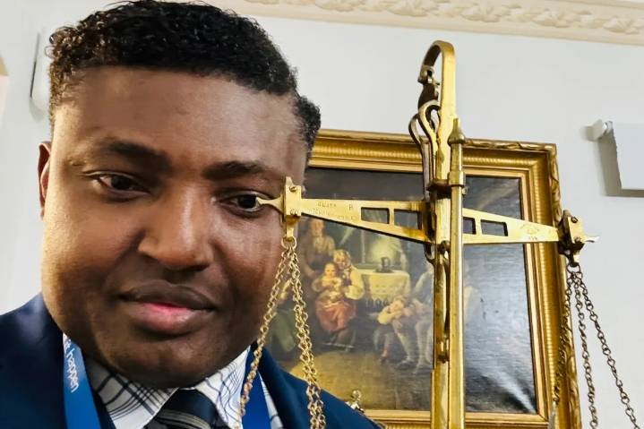Dan 6 años de prisión a líder separatista nigeriano Simon Ekpa en Finlandia