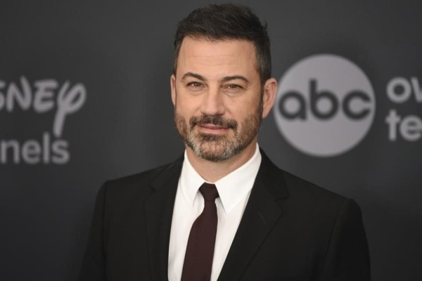 La derecha celebra, la izquierda repudia despido de Kimmel