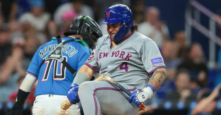 Mets flounder in loss to Marlins, ending their 2025 season