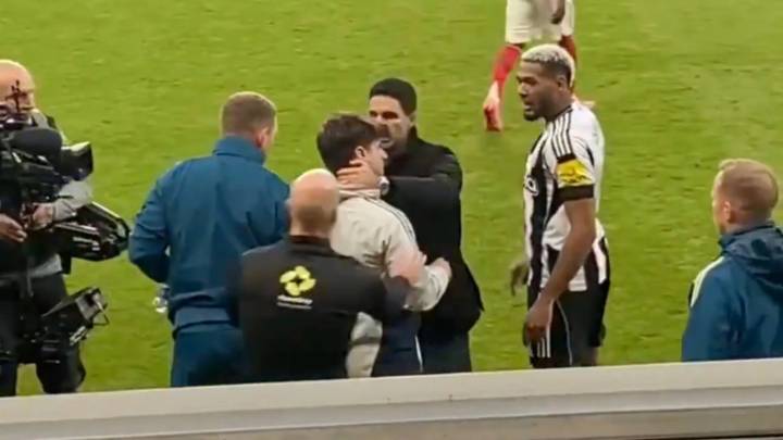 Unseen footage shows Mikel Arteta holding back coach in bust