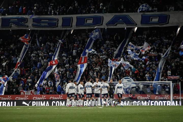 A 5 días de haber anunciado el partido: la UC confirma la cancelación del amistoso contra Uruguay en el Claro Arena