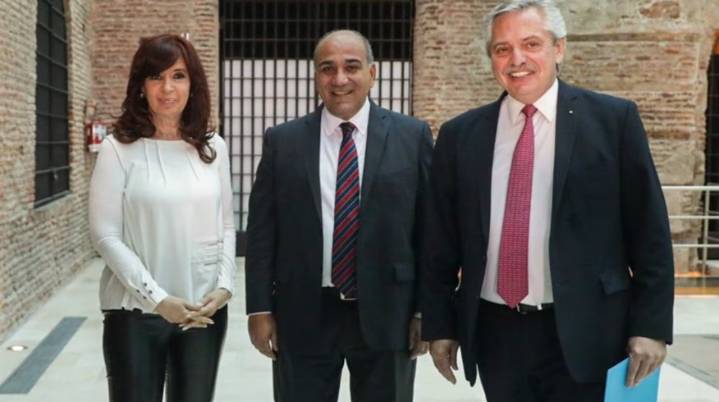 ChatPTS responde: quién es Juan Manzur, candidato del peronismo en Tucumán