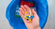 El 75% de los fármacos caducos van a la basura o al mercado negro 