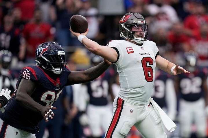 Where to watch the Buccaneers vs. Texans Monday Night Football matchup for free tonight