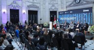 Economistas proponen sistemas tributarios escalables y exportación de servicios para impulsar productividad y formalizar mipymes | CAF 