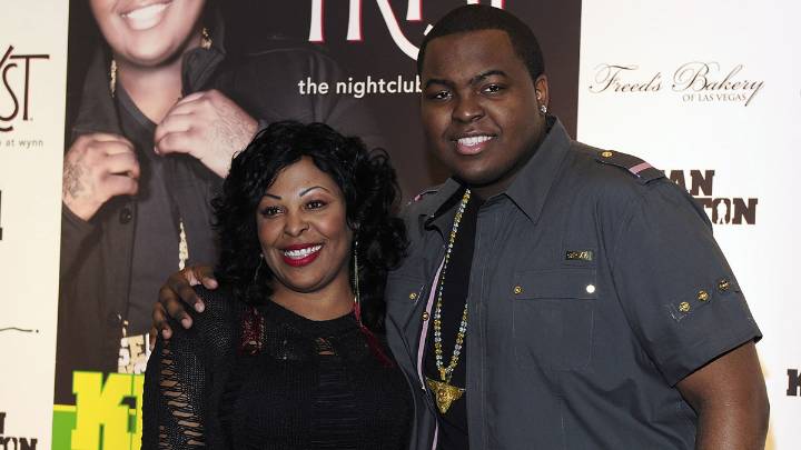 Sean Kingston and mom ordered to pay restitution in $1M fraud scheme