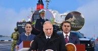 Capitán de la Marina que se suicidó está mencionado al menos cinco veces en caso de huachicol fiscal, según Loret de Mola; mientras que Sheinbaum y la FGR aseguran que “no tenía vínculo” con investiga