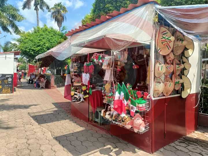 Sí hay movimiento por artículos patrios: comerciantes