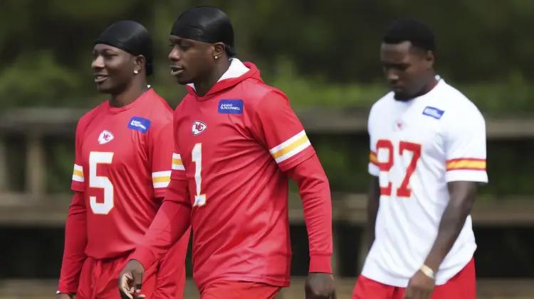 Chiefs reactivan a Worthy y Royals para resucitar ...