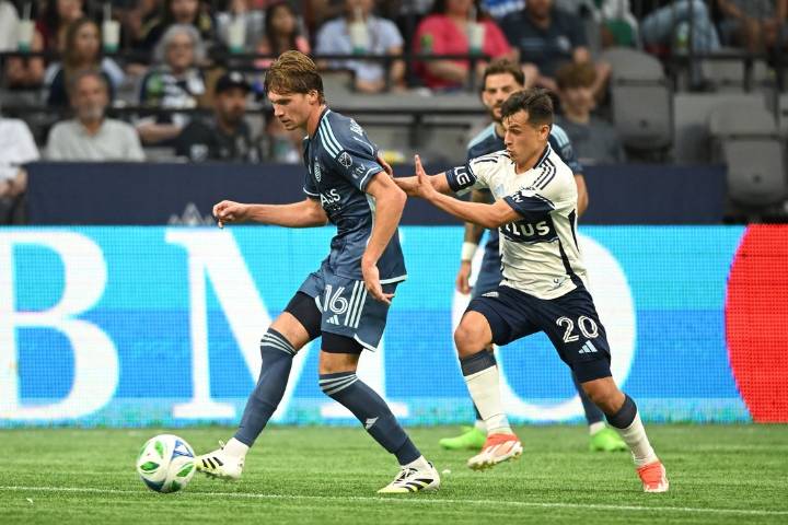 Deadspin | Surging Whitecaps chasing critical points at Sporting KC