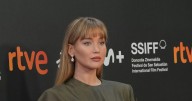 Jennifer Lawrence Dresses Like a Sexy Librarian in Cut