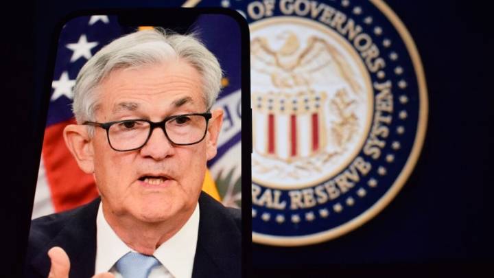 Fed Chair Powell Says AI Probably a Factor in Concerning Unemployment Rates