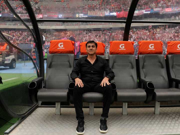 Independiente avanza por Gustavo Quinteros: ¿qué falta para que sea el nuevo DT?