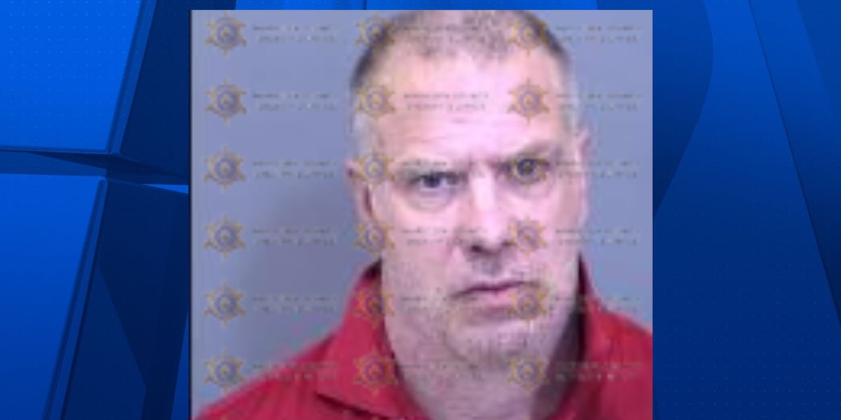 Phoenix man accused of threatening to shoot up gay bar amid political anger