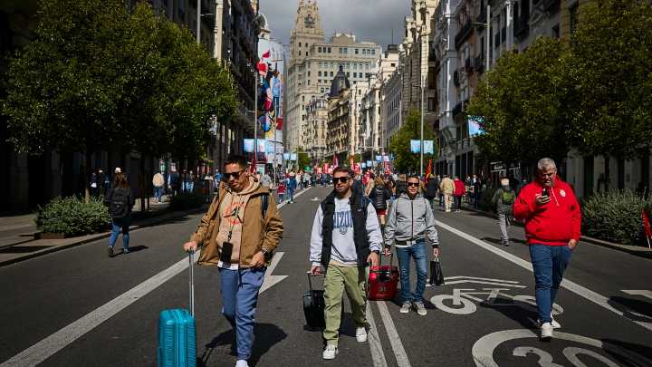 Madrid contraataca en la «guerra» por el alquiler turístico