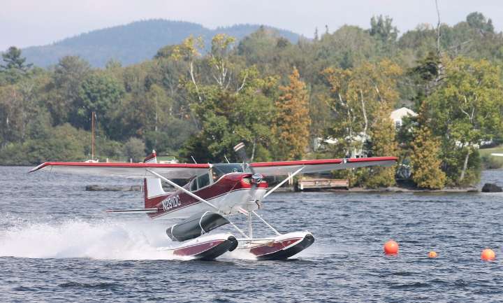Seaplane crashes on Moosehead Lake, pilot rescued