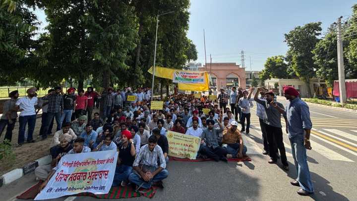 ‘Students from country’s top agri university forced to sit on streets’: Protest begins at PAU demanding jobs from Punjab govt