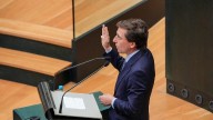 Almeida revalidaría la mayoría absoluta en 2027 con 29-30 concejales, según una encuesta de Sigma 2