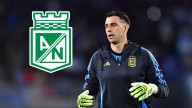 Dibu Martínez elogió a una leyenda de Atlético Nacional: hinchas reaccionaron