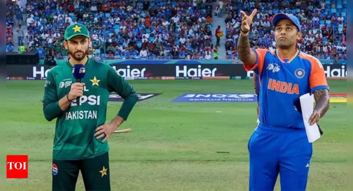 No handshake again! Suryakumar Yadav royally ignores former Pakistan captain at toss
