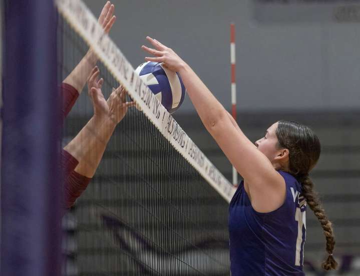 Lake Stevens’ offense pushes Vikings to 5