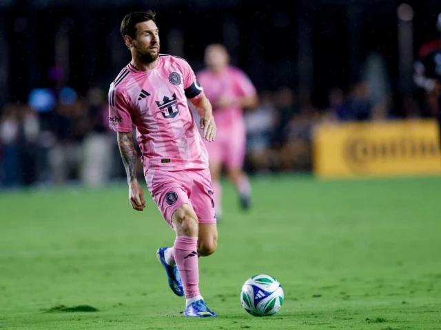 Messi brace lifts Miami in 3-2 MLS win over DC United
