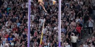 Duplantis gives Japanese fans what they came for — another world record in pole vault