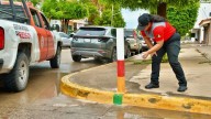 Inicia instalación de semáforos pluviales en Saltillo para prevenir a conductores ante inundaciones; costaron 60 mil pesos