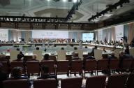 Cumbre de emergencia en Doha, Qatar: Países árabes e islámicos exigen sanciones y embargo de armas contra Israel