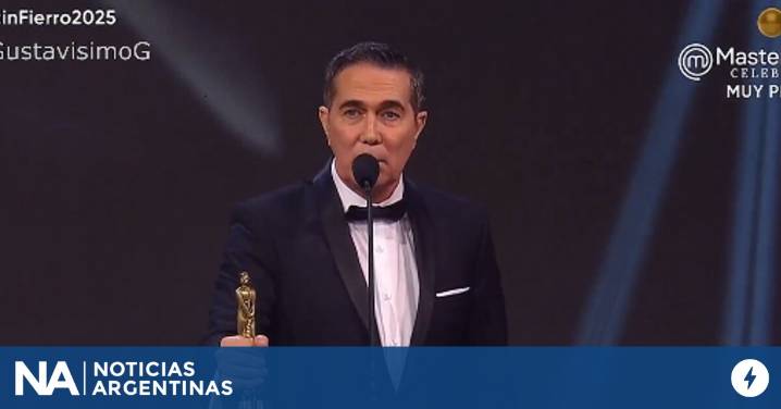 Martín Fierro: Rodolfo Barili pidió por el “periodismo decente” y apuntó contra los “ensobrados“