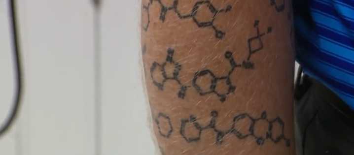 UNMC professor uses tattoos to honor students’ research