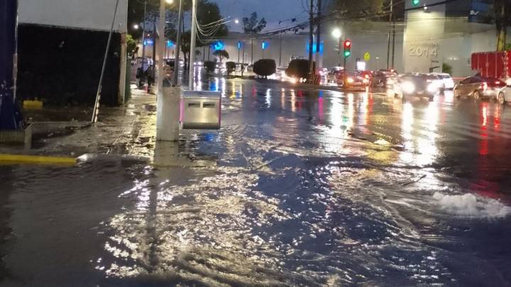 Insurgentes Sur y Avenida Universidad, bajo el agua: tres alcaldías en Alerta Roja por lluvias