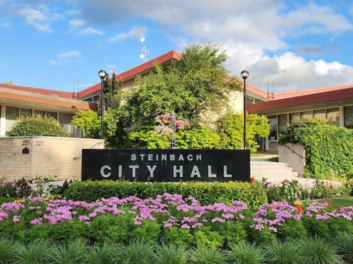 City Council rejects request to cut landscaping in half